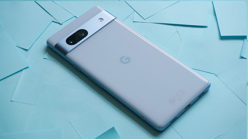 Массовая утечка информации о Google Pixel 8a раскрыла все предполагаемые технические характеристики и цену.