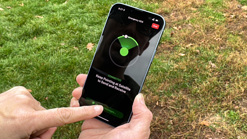 Функции ios и android: Первоначальный двухлетний период бесплатных функций Emergency SOS Satellite на iPhone истек, но Apple еще не начала взимать за них плату
